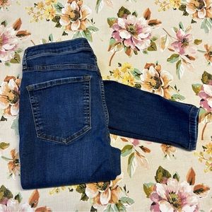 FREE PEOPLE Distressed Skinny Jeans Size 28